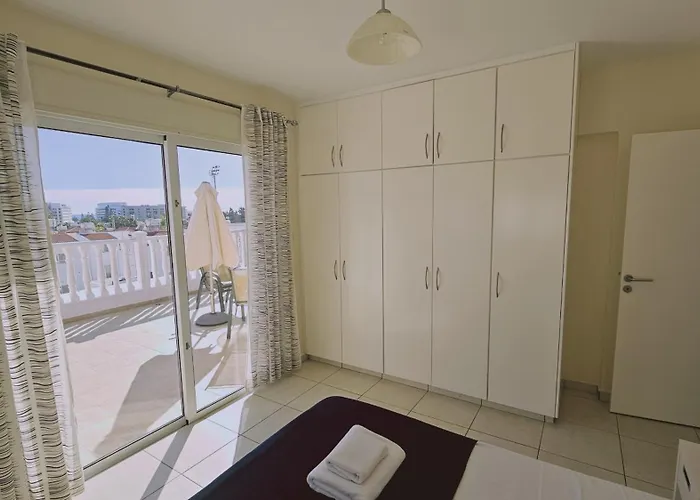 Nissi Golden Sands Privileges Appartamento *